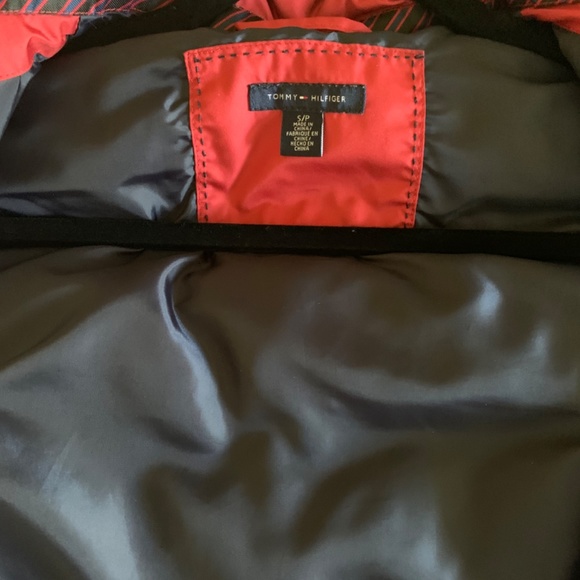 EUC - Tommy Hilfiger Down Vest - S - Picture 4 of 9